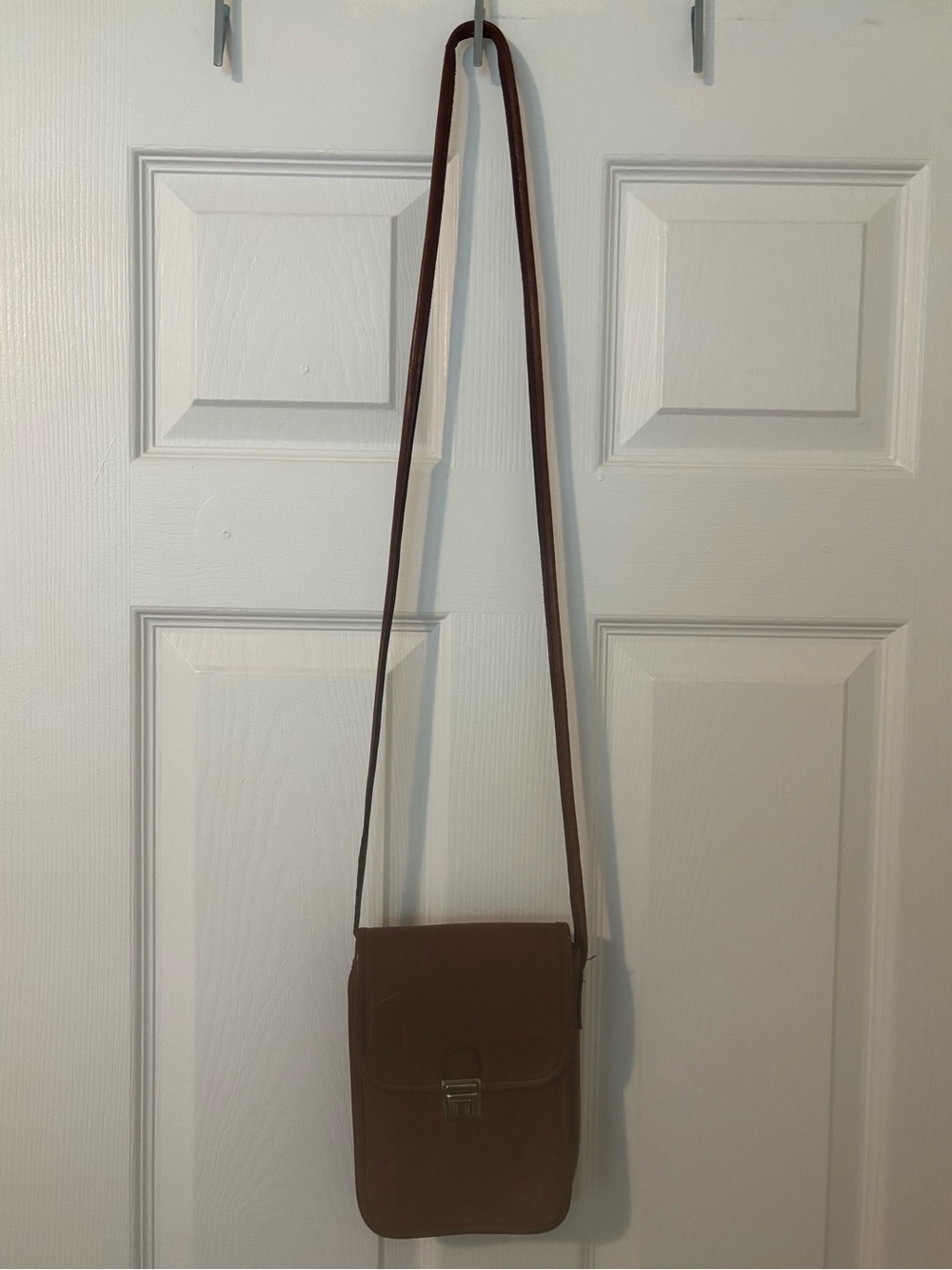 Vintage Brown Leather Crossbody Bag